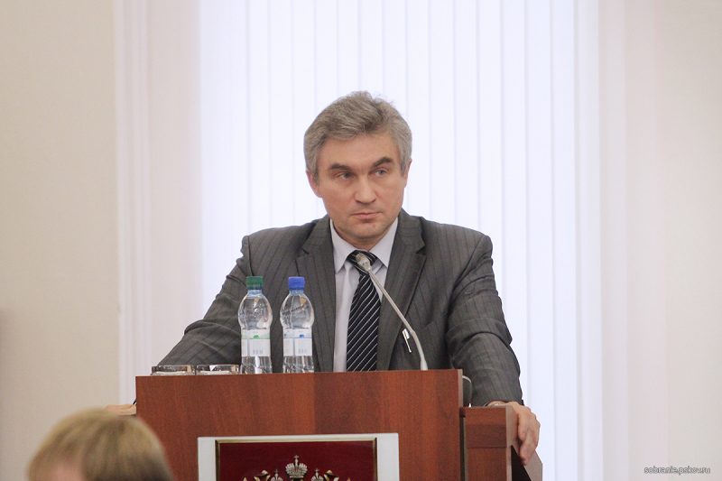 Председатель Госкомитета Псковской области по здравоохранению и фармации Игорь Потапов