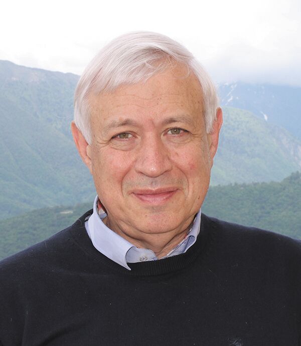 Н.Э. Темиров, руководитель, главный врач офтальмологического комплекса «ЛЕГЕ АРТИС»