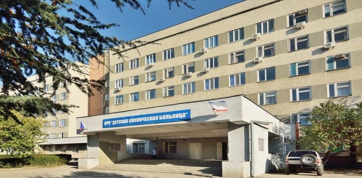 В главной детской больнице Крыма открыли кислородную станцию.jpg