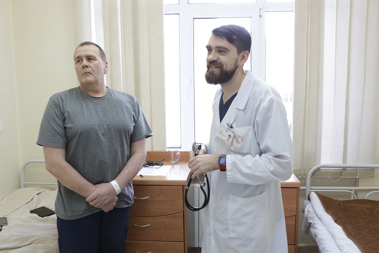 Новосибирские хирурги имплантировали.JPG