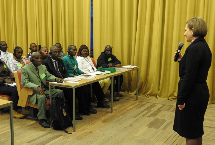Анна Попова руководитель Роспотребнадзора на церемонии открытия научного центра в Гвинее.jpg